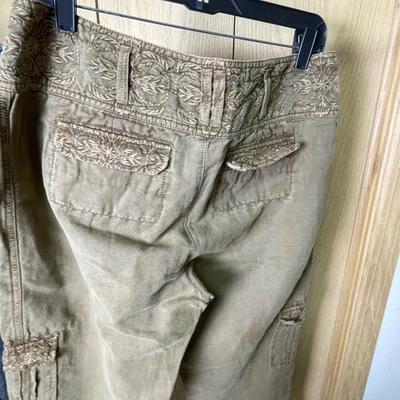 3 New Women’s bottoms XL