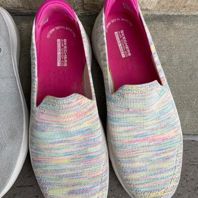 5 Pair Casual Shoes sneakers Size 9