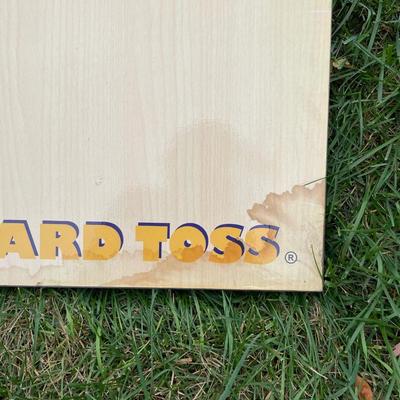 Yard Toss Cornhole Game with New Bags