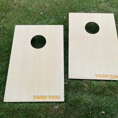 Yard Toss Cornhole Game with New Bags