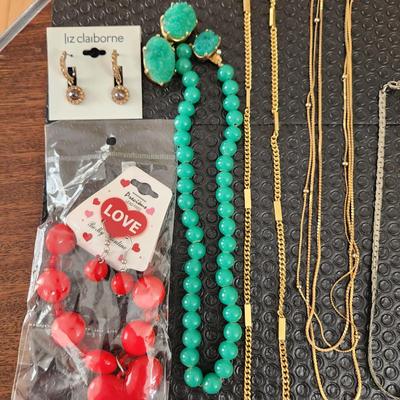 Lot of Costume Jewelry Necklaces Bracelets , Earings , Mother of Pearl, Sarah Coventry , Monet, Les Bernard