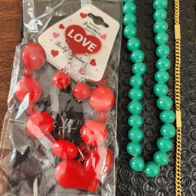 Lot of Costume Jewelry Necklaces Bracelets , Earings , Mother of Pearl, Sarah Coventry , Monet, Les Bernard