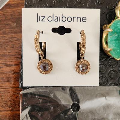 Lot of Costume Jewelry Necklaces Bracelets , Earings , Mother of Pearl, Sarah Coventry , Monet, Les Bernard