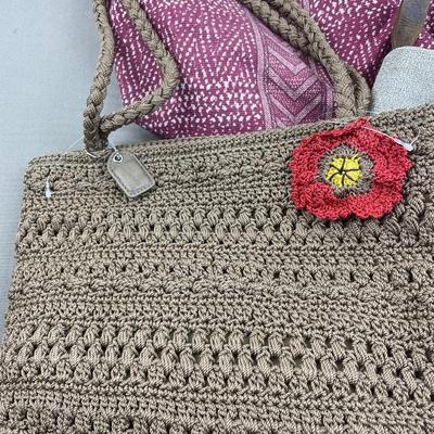 4 Purses & Fabric Basket