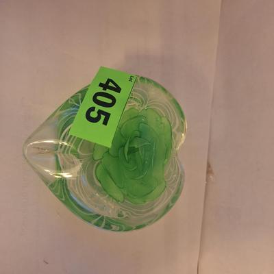 Heart shaped glass paperweight