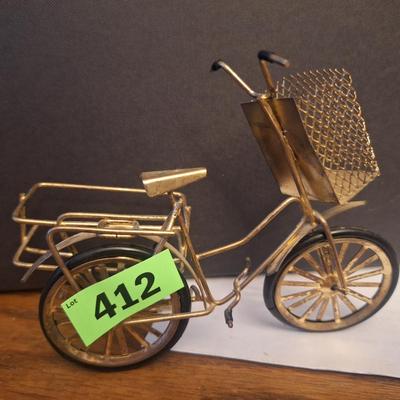 Bicycle shaped salt and pepper holder