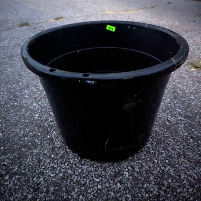 Black Large Utility bucket no handles