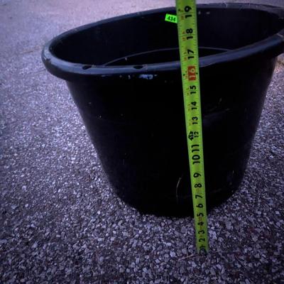 Black Large Utility bucket no handles