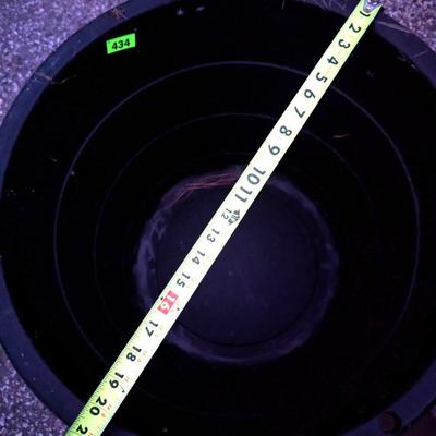 Black Large Utility bucket no handles