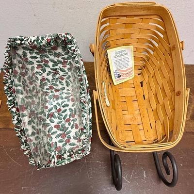 VIntage Longaberger Sleigh Basket with Berry Pattern Cloth Lining inside plastic liner