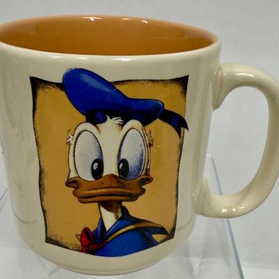 Disney Donald Duck Coffee Mug 11oz Cup Vintage 90s Retired