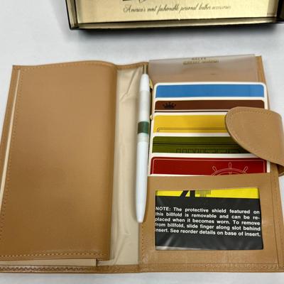 Sale Photo Thumbnail #128: In new condition with original box