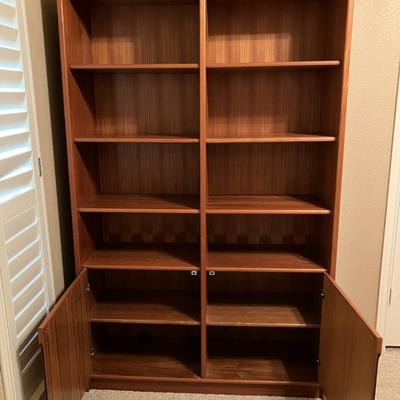 Wooden double bookshelf #1