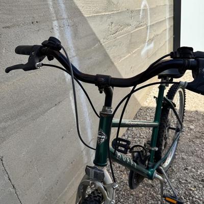 HUFFY MOJAVE GULCH 15 SPEED MOUNTAIN BIKE