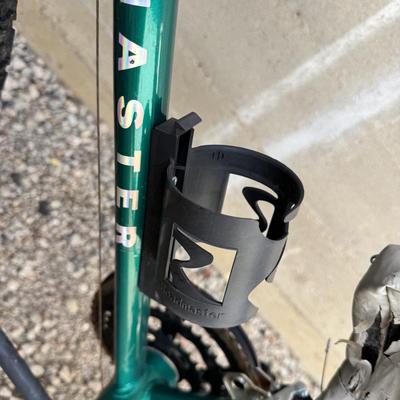 ROADMASTER CAMBRIDGE MOUNTAIN BIKE