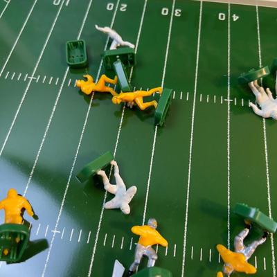 Tudor Electric Football Game   - WOW!!! 