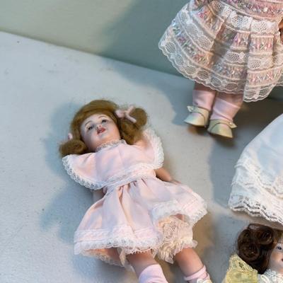 (5) Small 6 to 8" Porcelain Doll Lot 