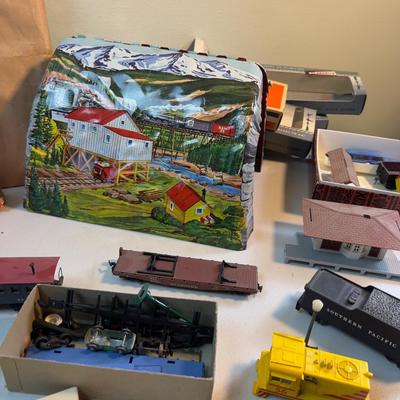 Huge Lot of Misc. Train Items! 
