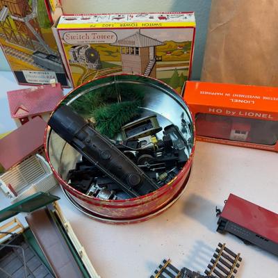 Huge Lot of Misc. Train Items! 