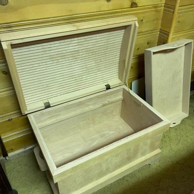 Blanket Chest Unfinished Wood. 