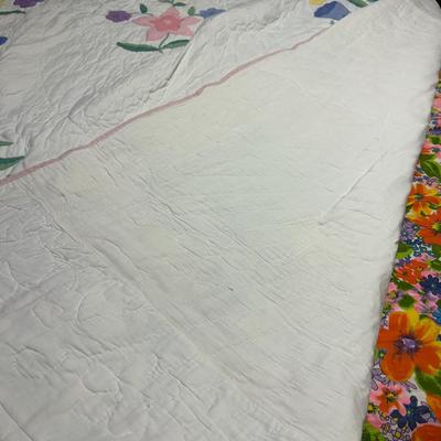 Full Size Quilt Pastel Florals Hand MADE! 