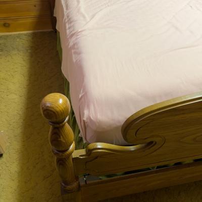 HEAD BOARD  Full or Queen  with Fame; You can have the cotton Mattress optional