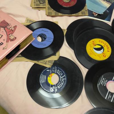 Super Lot of 45 Records  Children's and POP from the 50' & 60" 
