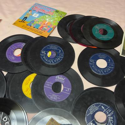 Super Lot of 45 Records  Children's and POP from the 50' & 60" 
