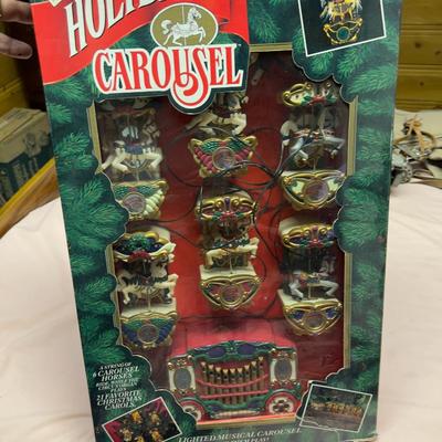 Holiday CAROUSEL 