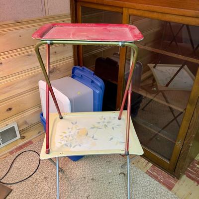 2 TV Trays, Vintage. 