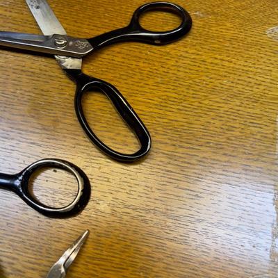 Scissors (4) 