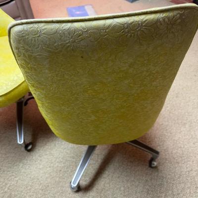 2 Vinal Yellow Chairs 