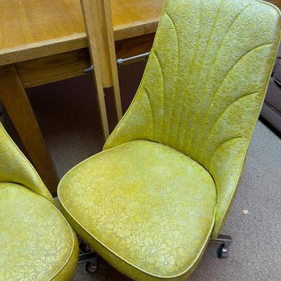 2 Vinal Yellow Chairs 