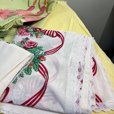 Christmas Linens 