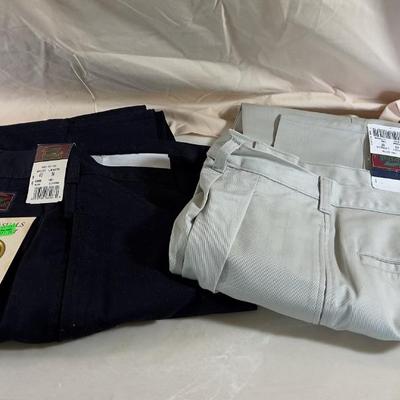 2 Pair of NEW 42 X 32 DUXBAK Chino Pants for men
