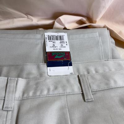 2 Pair of NEW 42 X 32 DUXBAK Chino Pants for men