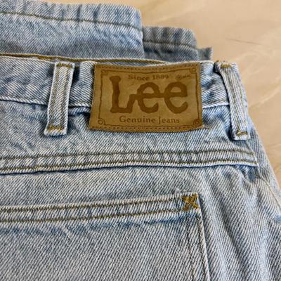 (5) Pair Mixed lot of Jeans; 42" Waist 