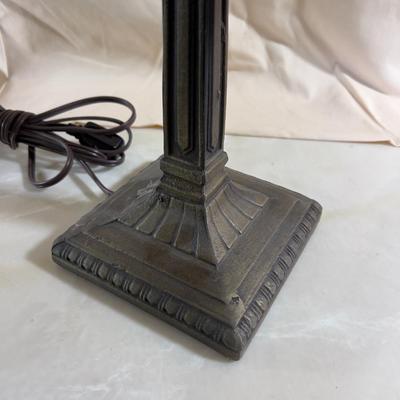 Small LAMP  - Stain Glass Shade, Arts & Crafts Style 