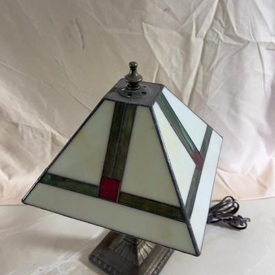 Small LAMP  - Stain Glass Shade, Arts & Crafts Style 
