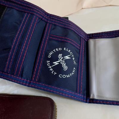 4 Wallets 