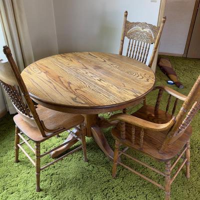 Round Oak Table Plus 3 Press Pack Oak Chairs 