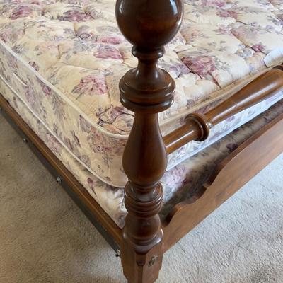 Queen Size Bed with Colonial Style Maple Headboard