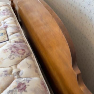 Queen Size Bed with Colonial Style Maple Headboard