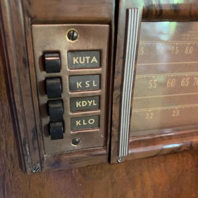 Vintage Tube Cabinet RADIO 