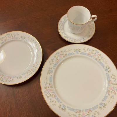 Lenox china - Daisy Basket