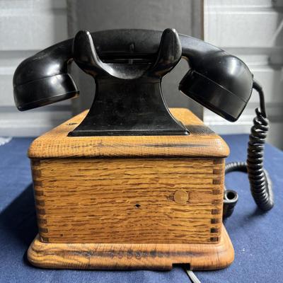 Desktop Country Junction Telephone