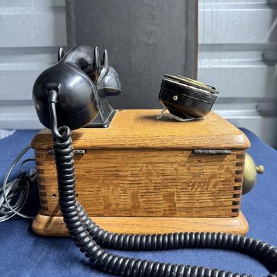 Desktop Country Junction Telephone