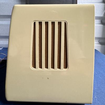Grundig Model 97 Radio