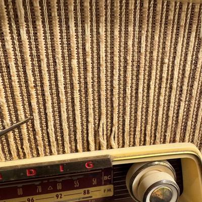 Grundig Model 97 Radio