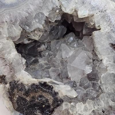 Cut & Polished Agate Nodules (B1-JS)